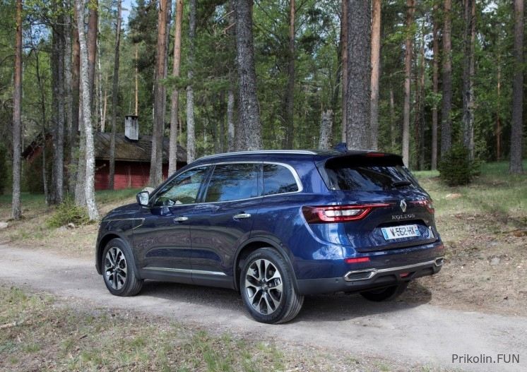 Renault Koleos представила в России новую версию